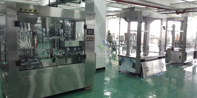 十二頭直流式液體灌裝生產線