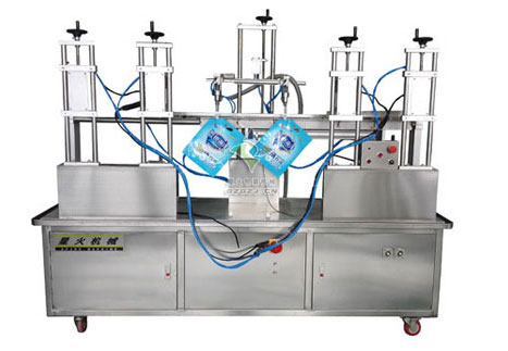 洗衣液吸嘴自立袋灌裝機,吸嘴袋灌裝機